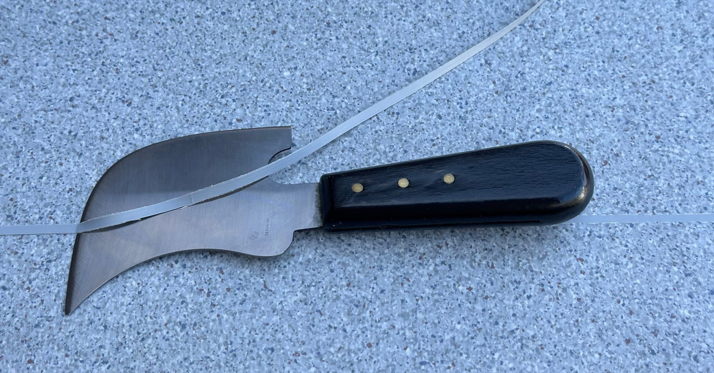 Quarter Moon Flat Knife